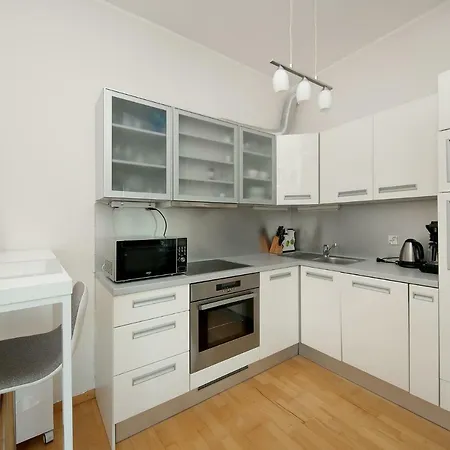 公寓 Lootsi With Sauna, Next To Old Town, Center, Port 塔林