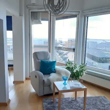 Lootsi With Sauna, Next To Old Town, Center, Port Appartement